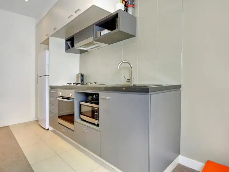 Fifth view of Homely unit listing, 15/5 Bear Street, Mordialloc VIC 3195