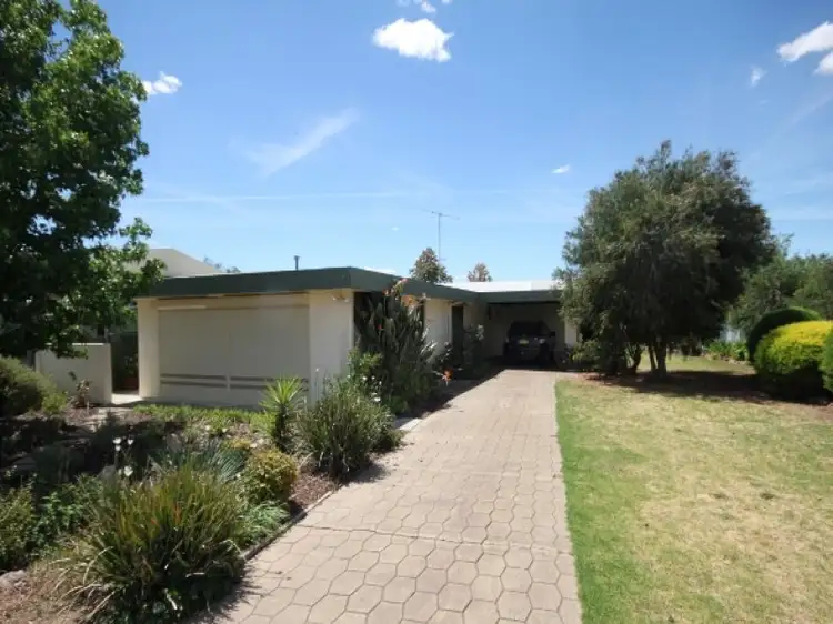 32 Nicholas St, The Rock NSW 2655