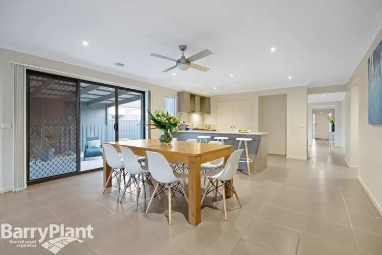 Fifth view of Homely house listing, 10 Zelkova Court, Tarneit VIC 3029