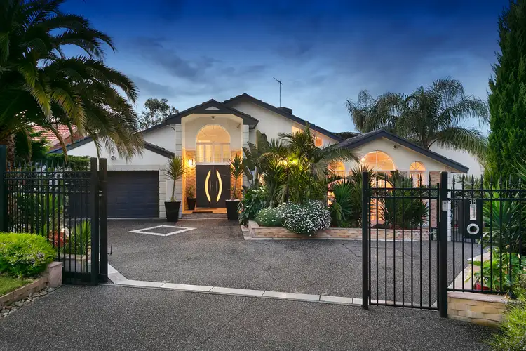 18 Niland Rise, Templestowe VIC 3106