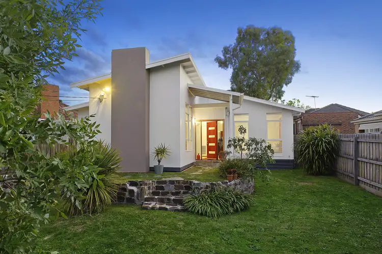 34 Ivanhoe Grove, Malvern East VIC 3145