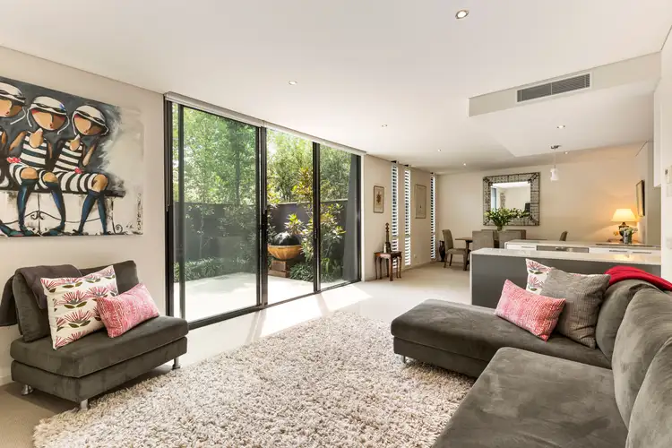 Fourth view of Homely apartment listing, 8/4 Cromwell Road, South Yarra VIC 3141