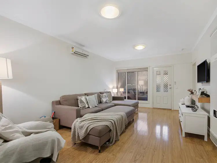 Second view of Homely house listing, 6 Reade Court, Tarneit VIC 3029