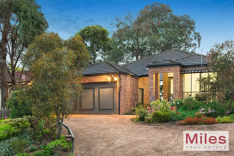 47 Mountain View Road, Montmorency VIC 3094