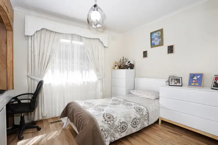 Fifth view of Homely house listing, 19 Wintersun Drive, Albanvale VIC 3021