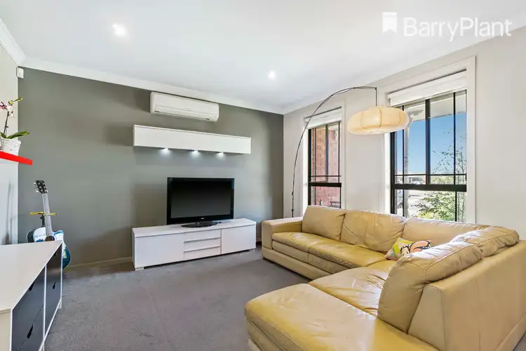 Sixth view of Homely house listing, 8 Lisa Court, Hoppers Crossing VIC 3029