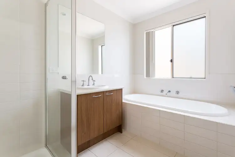 Fifth view of Homely house listing, 7 Sanctum Circuit, Doreen VIC 3754