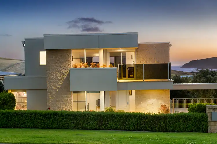 30 Shetland Heights Road, San Remo VIC 3925