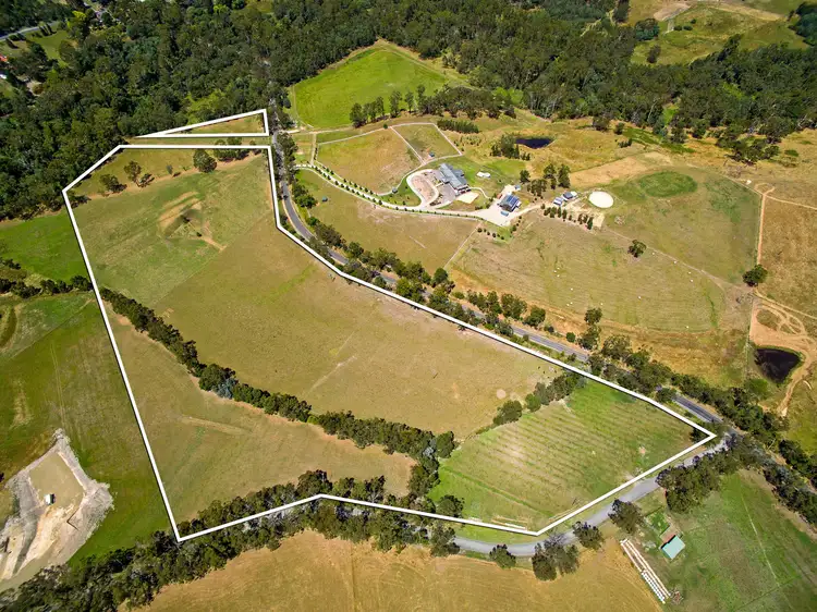 515 Douthie Road, Seville East VIC 3139