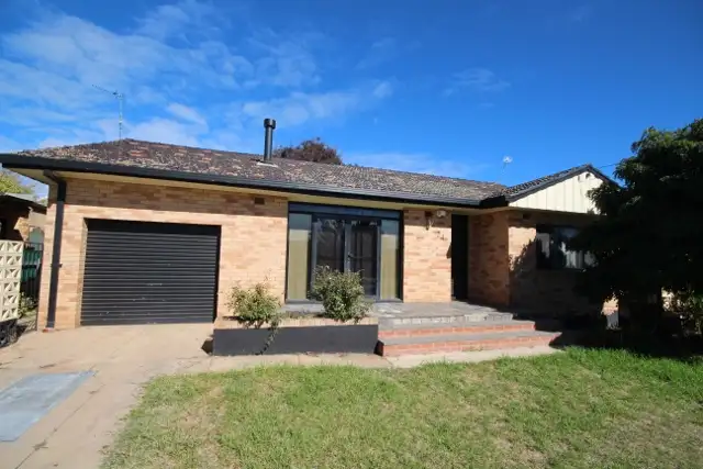 24 Anne Street, Tolland NSW 2650