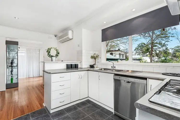 Third view of Homely house listing, 7 Pilgrim Court, Rosanna VIC 3084