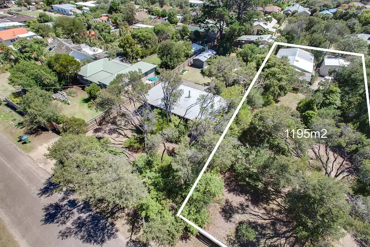 4 Blakiston Grove, Rye VIC 3941