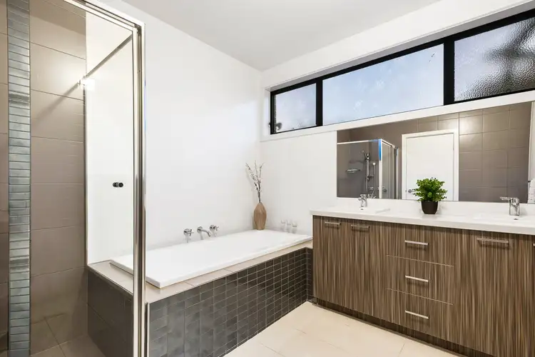 Sixth view of Homely house listing, 21 Woodruff Road, South Morang VIC 3752