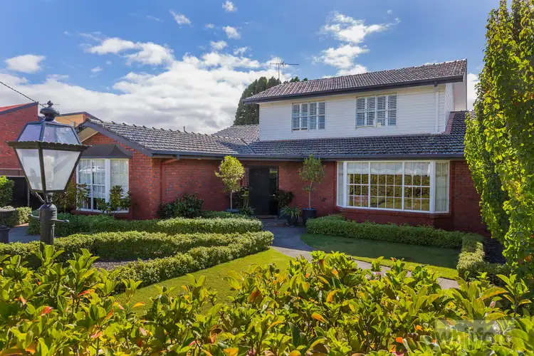 4 Retreat Road, Newtown VIC 3220
