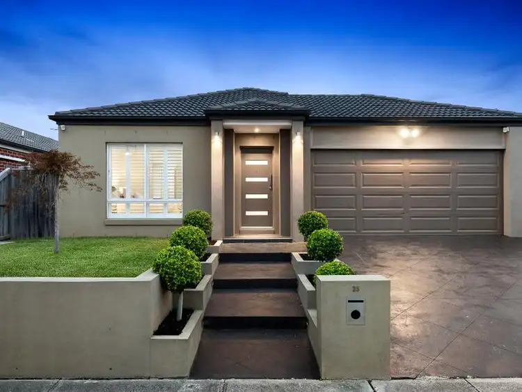 25 Fleetwood Drive, Doreen VIC 3754