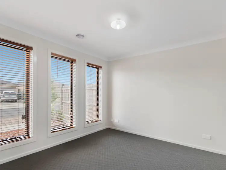 Second view of Homely house listing, 2 Maryann Way, Tarneit VIC 3029