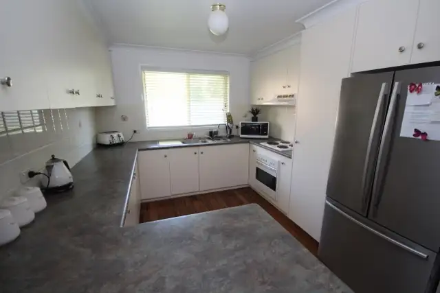 Sixth view of Homely house listing, 98 Veale Street, Ashmont NSW 2650