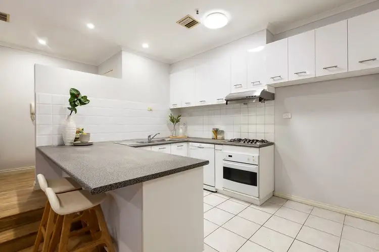 Fourth view of Homely unit listing, 2/13 Oxford Street, Box Hill VIC 3128