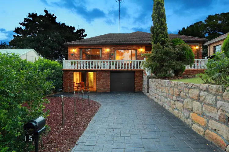 15 Clarke Street North, Peakhurst NSW 2210