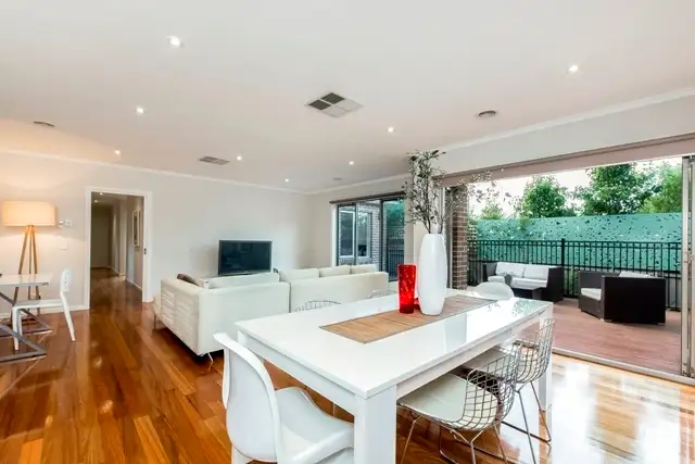 2/332 Shannon Avenue, Newtown VIC 3220