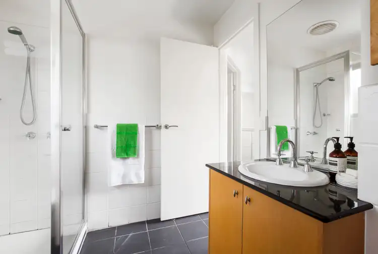 Sixth view of Homely house listing, 3a Nixon Place, South Melbourne VIC 3205