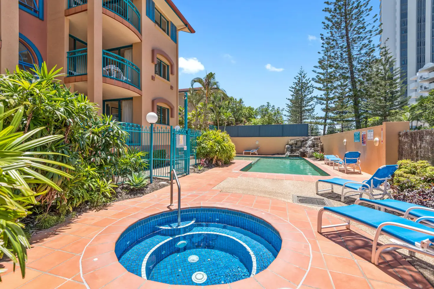 Main view of Homely apartment listing, 40/11-17 Philip Avenue, Broadbeach QLD 4218