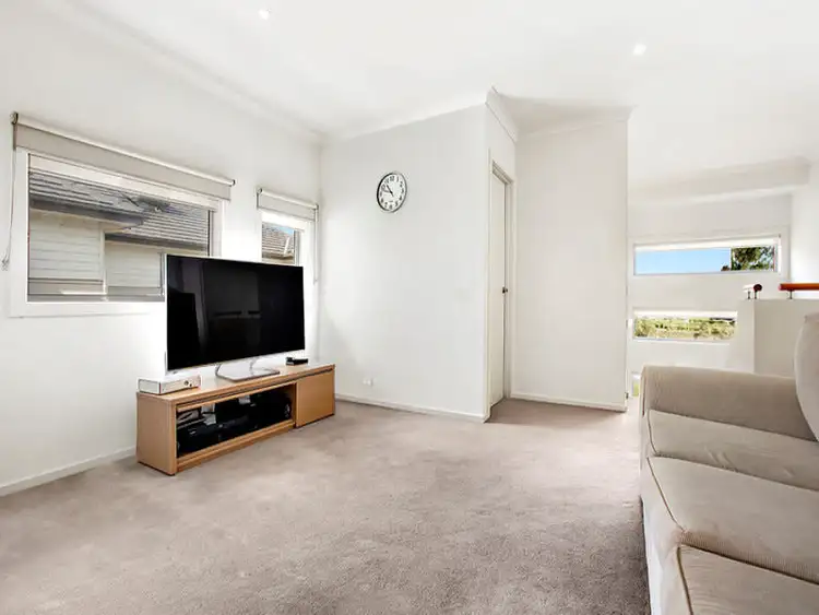 Seventh view of Homely house listing, 22 Muswellbrook Grove, Mernda VIC 3754