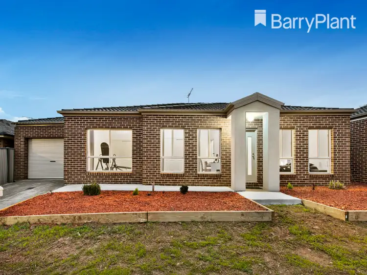2/43 Knightsbridge Drive, Tarneit VIC 3029