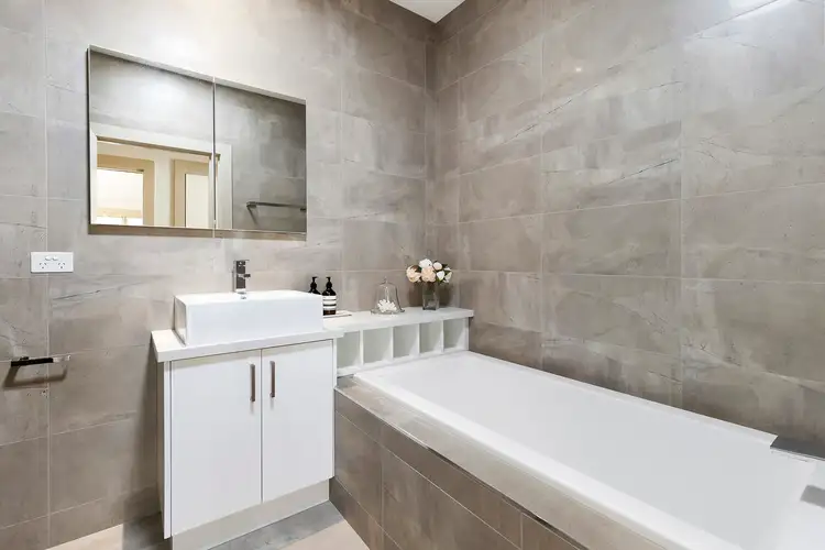 Sixth view of Homely unit listing, 2/75 Marlborough Street, Bentleigh East VIC 3165