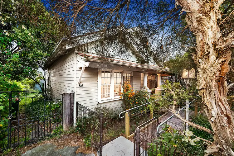 86 Lilydale Grove, Hawthorn East VIC 3123