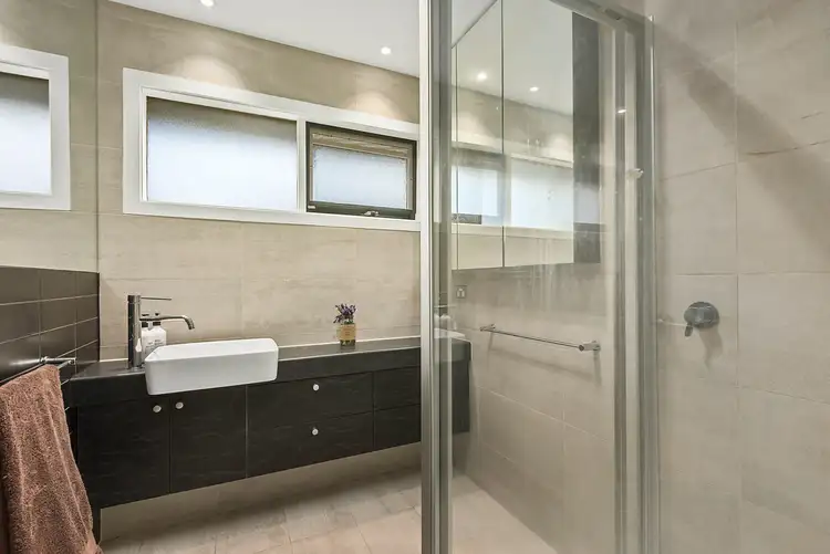 Fifth view of Homely unit listing, 2/63 Grange Road, Fairfield VIC 3078