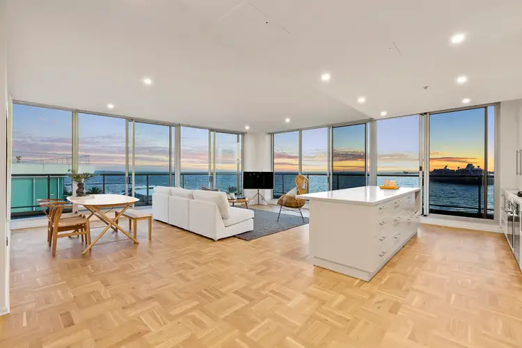 704/65 Beach Street, Port Melbourne VIC 3207