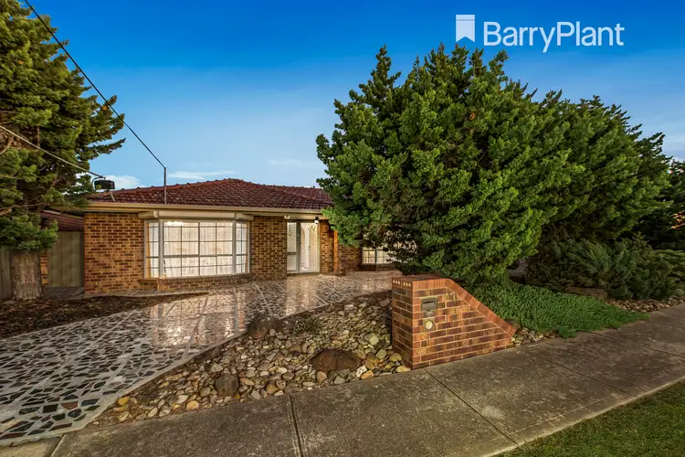 30 Wildflower Crescent, Hoppers Crossing VIC 3029