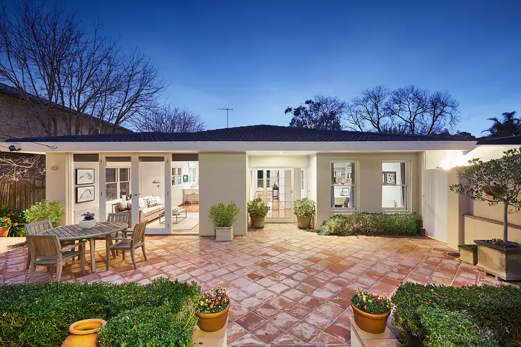 6 Robinson Street, Malvern VIC 3144