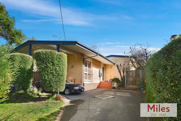 43 Gloucester Drive, Heidelberg VIC 3084