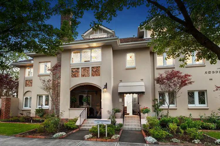 4/14 Trawalla Avenue, Toorak VIC 3142