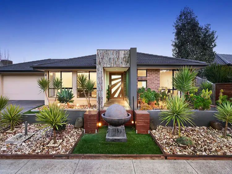4 Escape Drive, Doreen VIC 3754