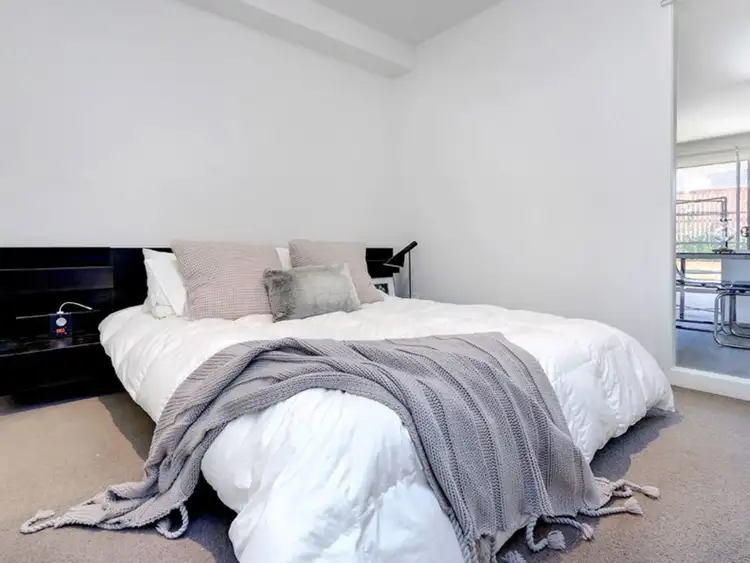 Sixth view of Homely unit listing, 15/5 Bear Street, Mordialloc VIC 3195