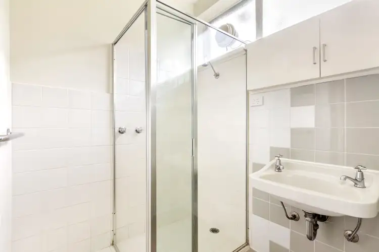Sixth view of Homely apartment listing, 6C/587 Toorak Road, Toorak VIC 3142