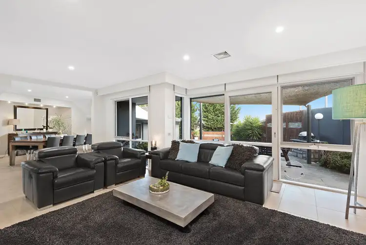 Third view of Homely house listing, 4 Dunluce Court, Viewbank VIC 3084