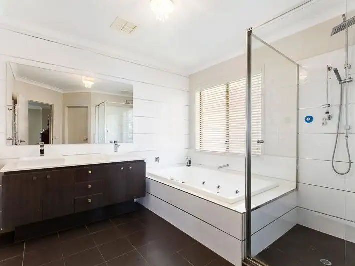 Fifth view of Homely house listing, 19 The Saddle, Doreen VIC 3754