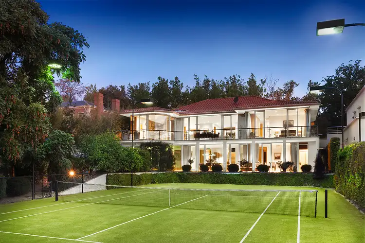 13 Robertson Street, Toorak VIC 3142