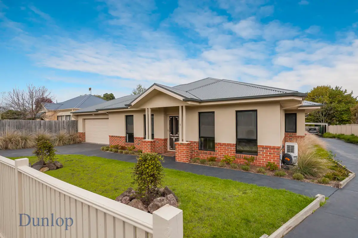 Main view of Homely unit listing, 1/3 Morrow Road, Gisborne VIC 3437