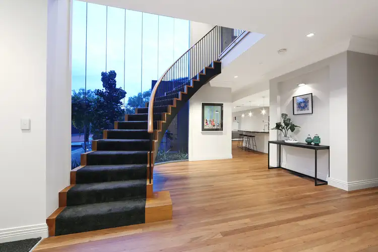 Second view of Homely house listing, 7 Perceval Court, Lysterfield VIC 3156