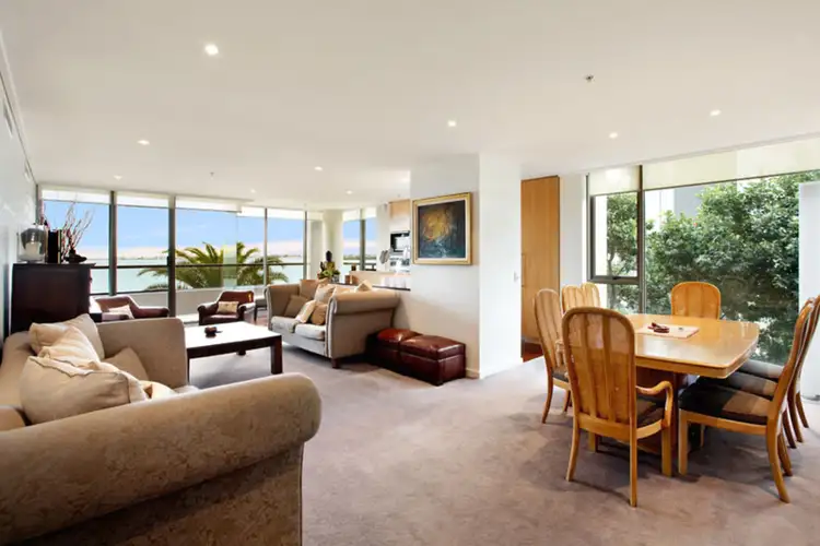 106/147 Beach Street, Port Melbourne VIC 3207