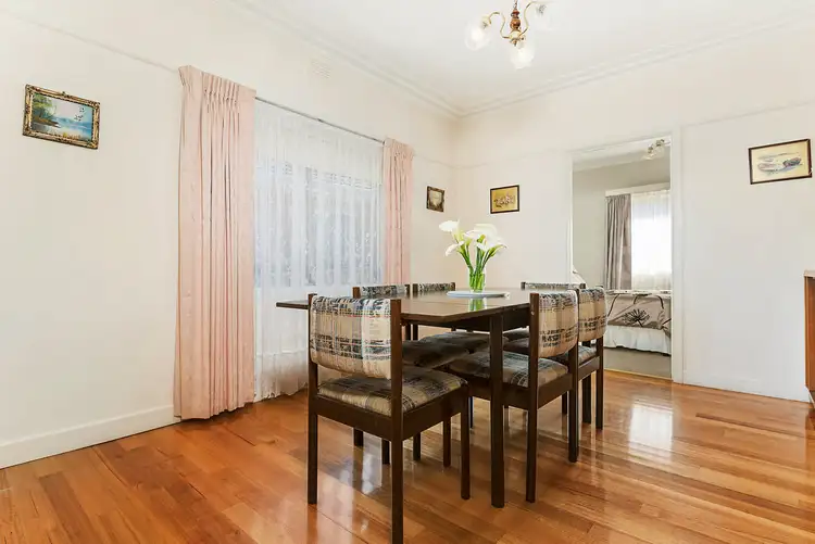 Fourth view of Homely house listing, 7 Leura Avenue, Rosanna VIC 3084