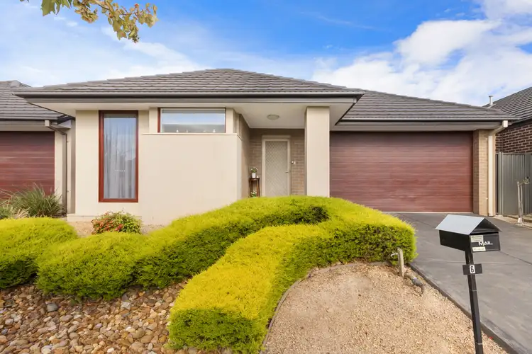 6 Kilburn Place, Pakenham VIC 3810