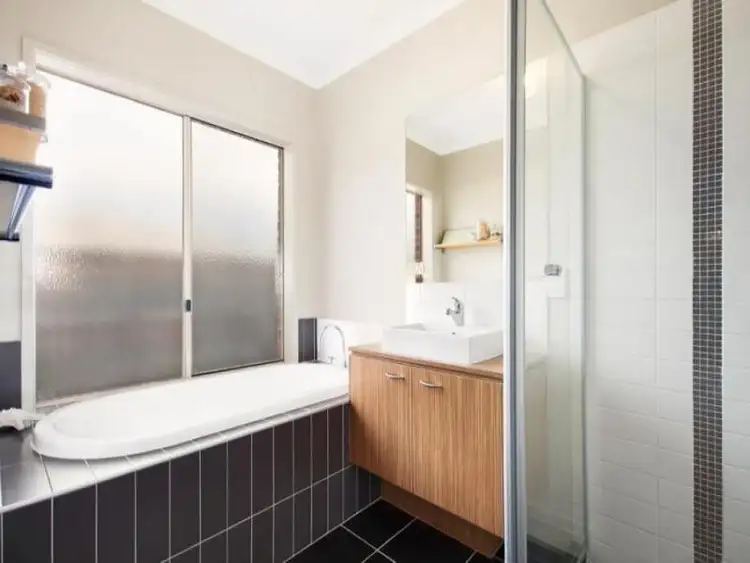 Fifth view of Homely house listing, 8 Yering Drive, Mernda VIC 3754
