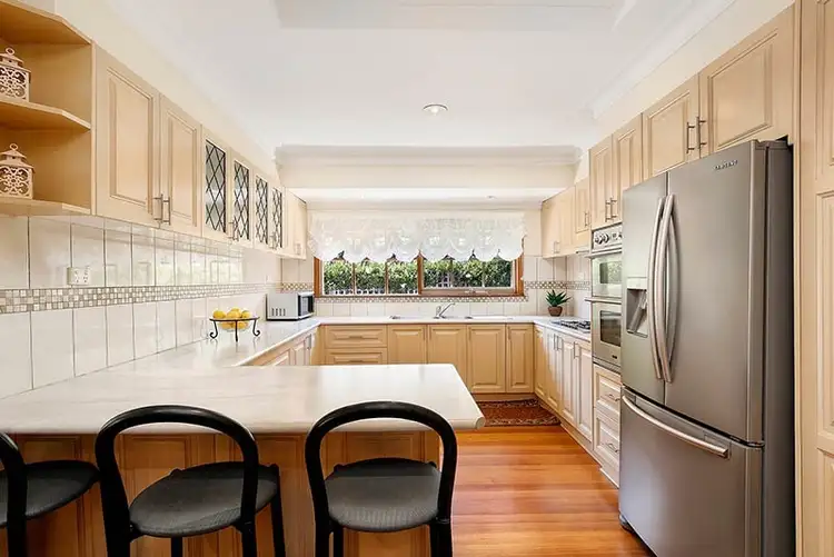 Fifth view of Homely house listing, 4 Lowana Crescent, Forest Hill VIC 3131
