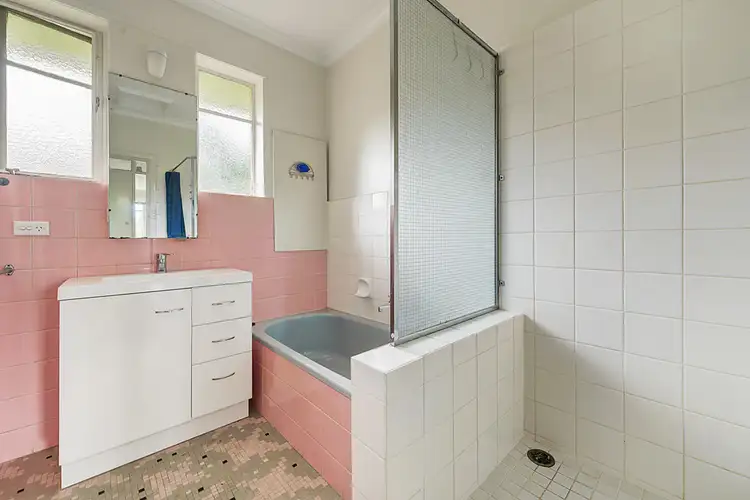 Fifth view of Homely apartment listing, 6/105 Locksley Road, Ivanhoe VIC 3079